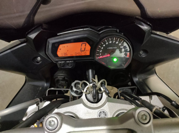 Мотоцикл Yamaha FZ1 FAZER с пробегом 45009 km
