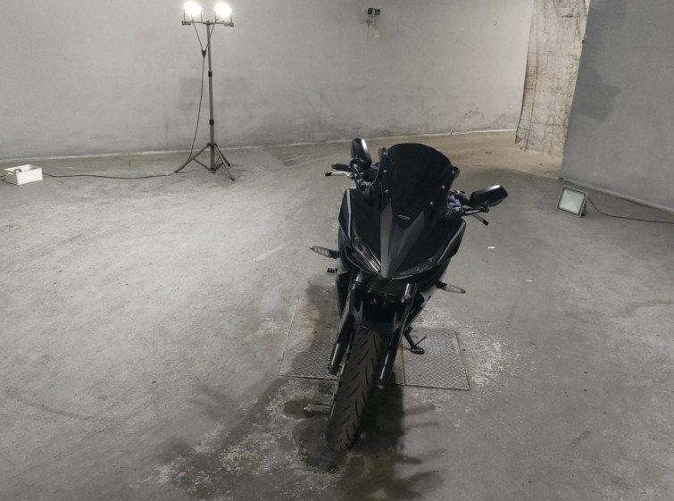 Мотоцикл Honda CBR400R з пробігом 14783 km