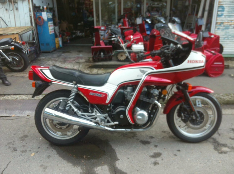Мотоцикл Honda CB750FOUR з пробігом 15437 km