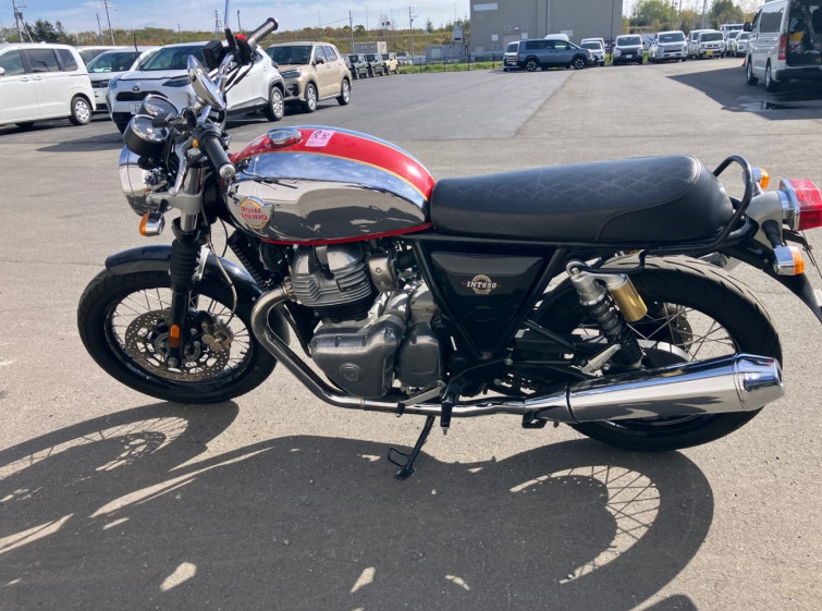 Мотоцикл Royal Enfield RENFEILD INT650 з пробігом 56566 km
