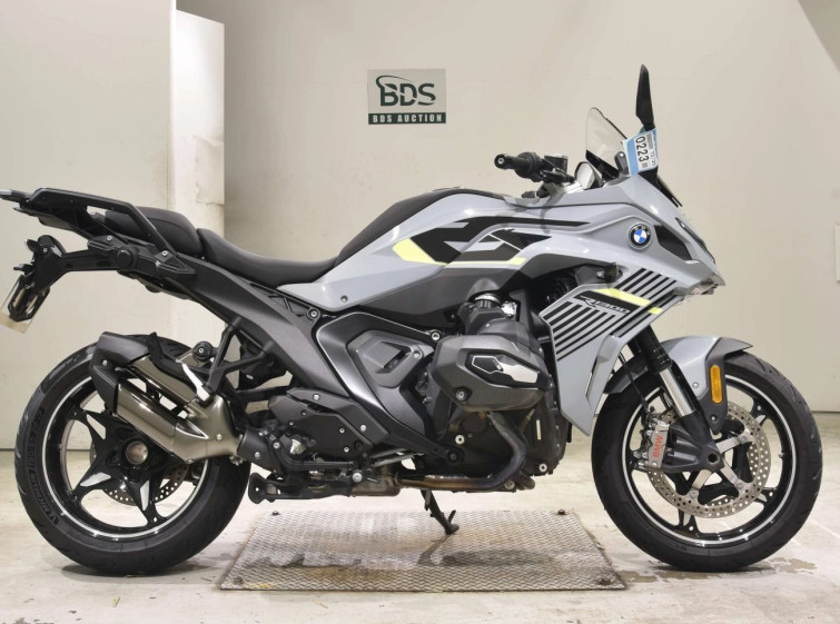 Мотоцикл BMW R1300RS с пробегом 2637 km