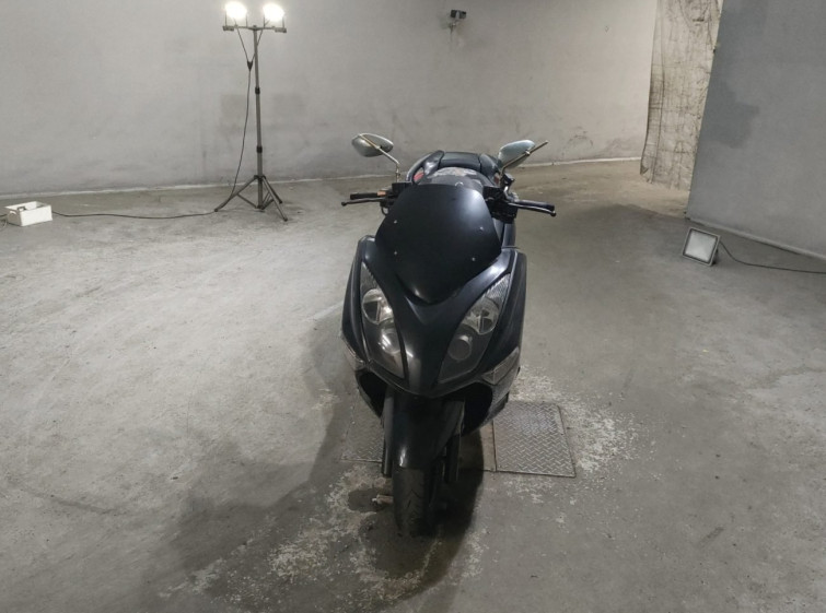 Мотоцикл Yamaha MAJESTY250