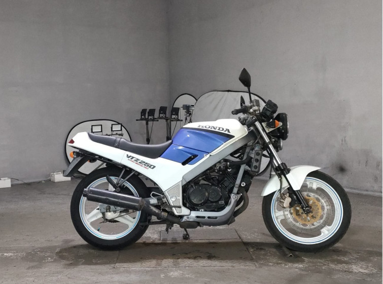 Мотоцикл Honda VTZ250 с пробегом 13460 km