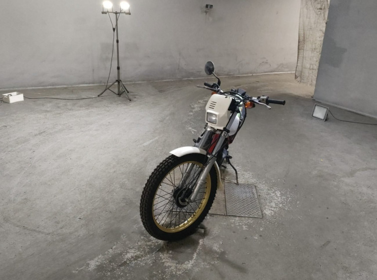 Мотоцикл Honda TLR200 с пробегом 12924 km