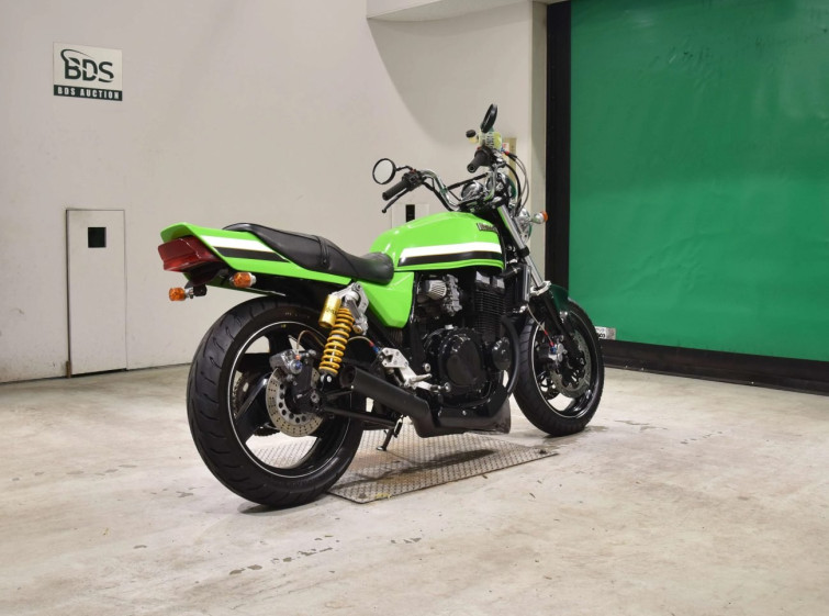 Мотоцикл Kawasaki ZRX400 с пробегом 8642 km