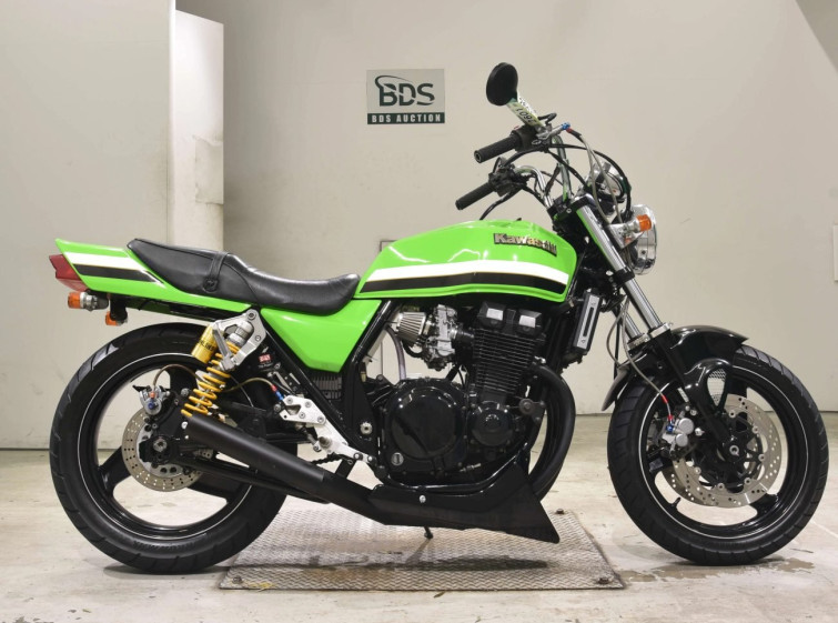 Мотоцикл Kawasaki ZRX400 с пробегом 8642 km