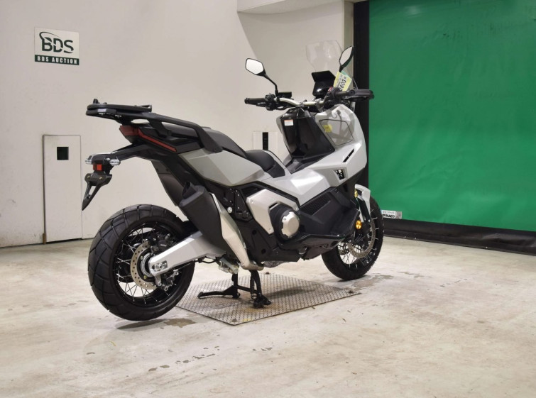 Мотоцикл Honda X-ADV750-2 с пробегом 629 km