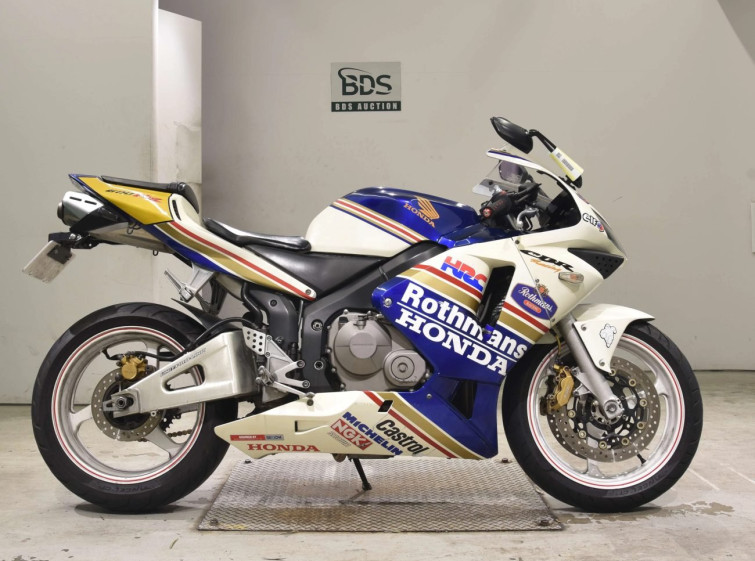 Мотоцикл Honda CBR600RR с пробегом 30317 km