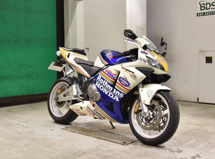Мотоцикл Honda CBR600RR с пробегом 30317 km