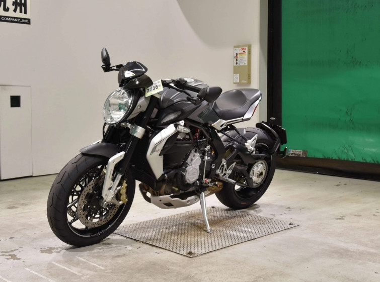 Мотоцикл MV Agusta BRUTALE800DS з пробігом 10199 km