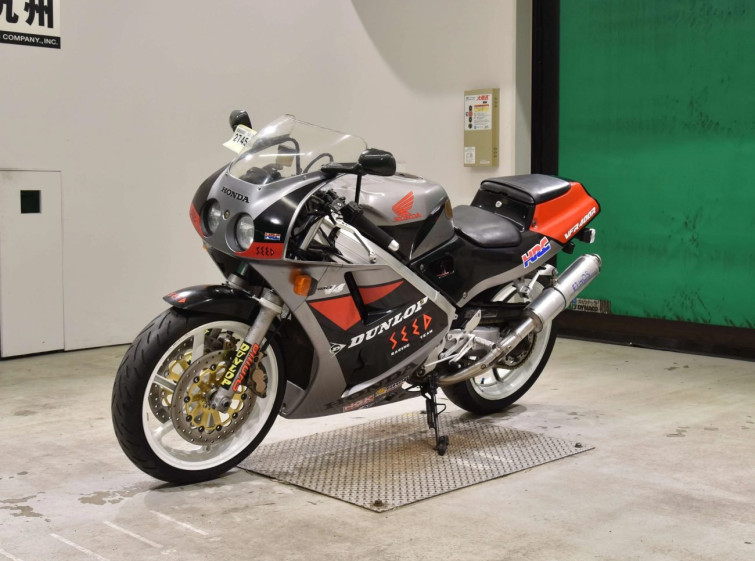 Мотоцикл Honda VFR400R с пробегом 26629 km