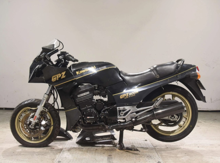 Мотоцикл Kawasaki GPZ900R с пробегом 50190 km