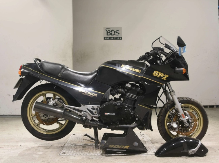 Мотоцикл Kawasaki GPZ900R с пробегом 50190 km