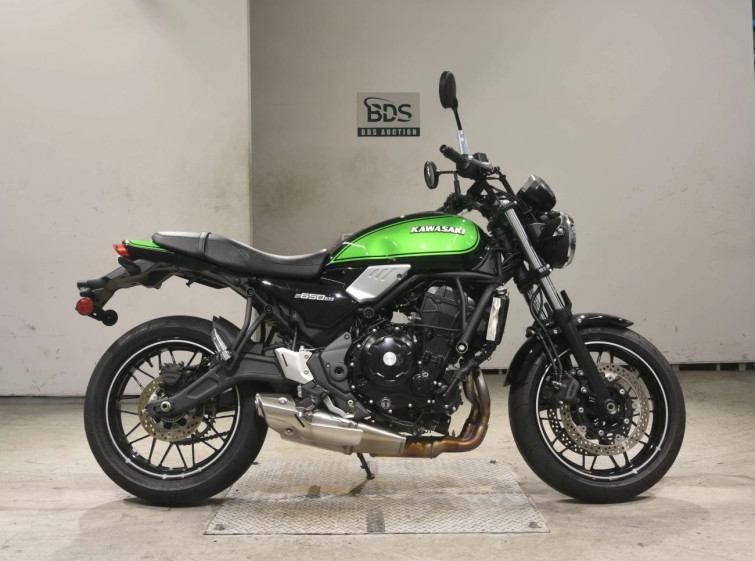Мотоцикл Kawasaki Z650RS з пробігом 2902 km