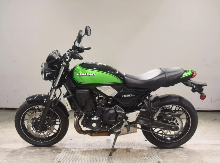Мотоцикл Kawasaki Z650RS з пробігом 2902 km