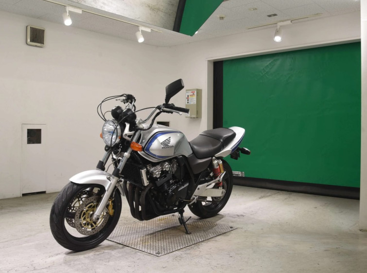 Мотоцикл Honda CB400SFV с пробегом 35805 km