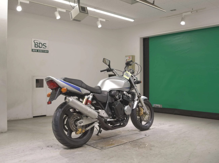 Мотоцикл Honda CB400SFV с пробегом 35805 km
