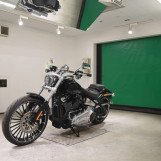 Мотоцикл HD FXBR1920 з пробігом 95 km