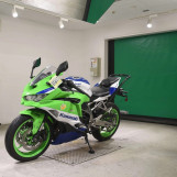 Мотоцикл Kawasaki ZX-4RR с пробегом 7817 km