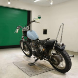 Мотоцикл Yamaha SR400-2 с пробегом 4698 km