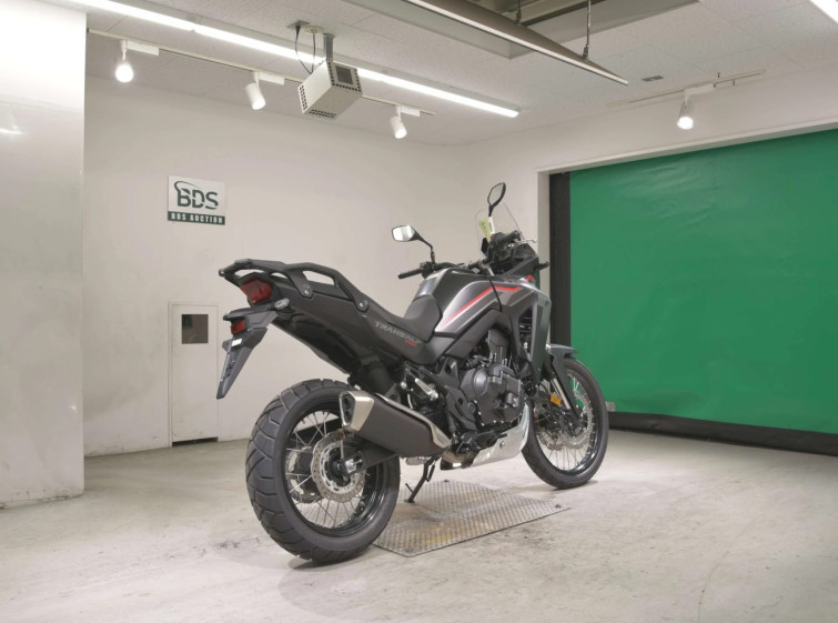 Мотоцикл Honda XL750TRANSALP з пробігом 31 km