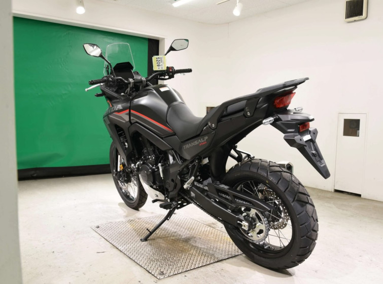 Мотоцикл Honda XL750TRANSALP з пробігом 31 km