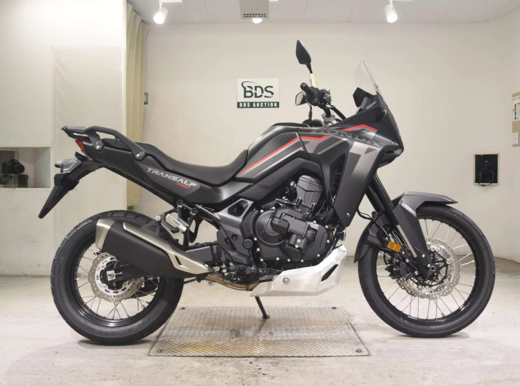 Мотоцикл Honda XL750TRANSALP з пробігом 31 km