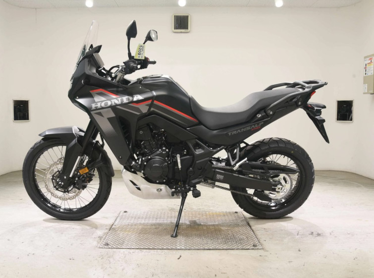 Мотоцикл Honda XL750TRANSALP з пробігом 31 km