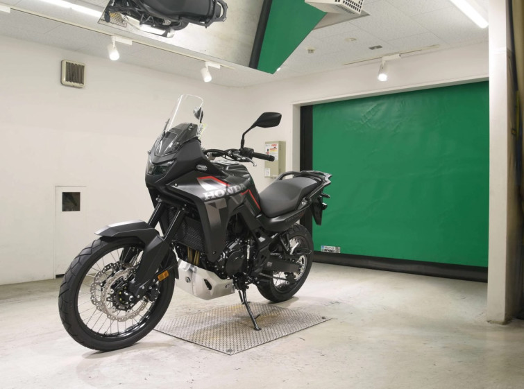 Мотоцикл Honda XL750TRANSALP з пробігом 31 km