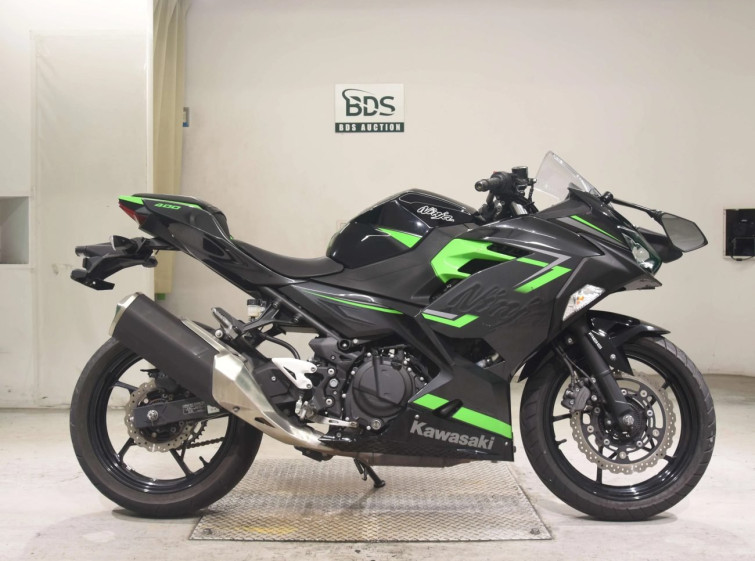 Мотоцикл Kawasaki NINJA400 с пробегом 18700 km