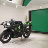 Мотоцикл Kawasaki NINJA400 с пробегом 18700 km