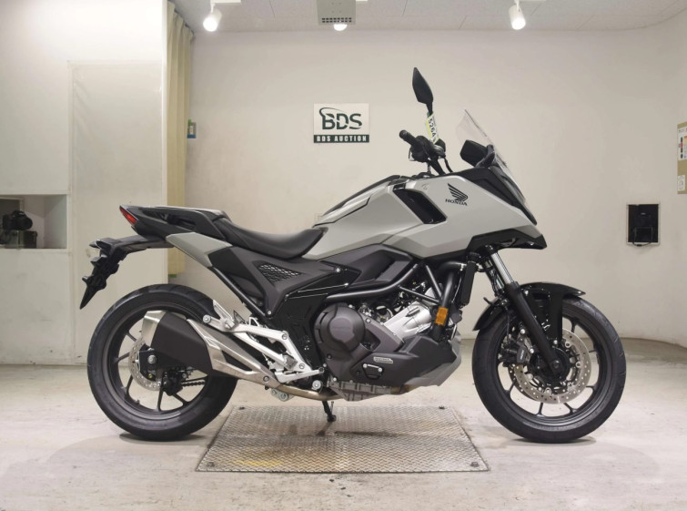 Мотоцикл Honda NC750XD з пробігом 40 km