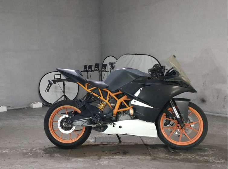 Мотоцикл KTM RC 390 з пробігом 49554 km