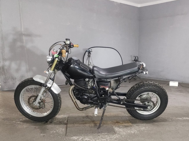 Мотоцикл Yamaha TW200 з пробігом 18972 km