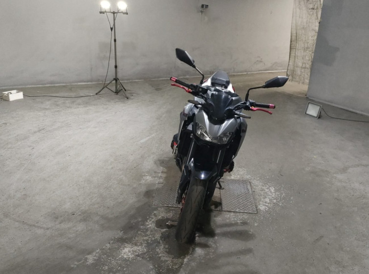 Мотоцикл Kawasaki Z900 з пробігом 10025 km