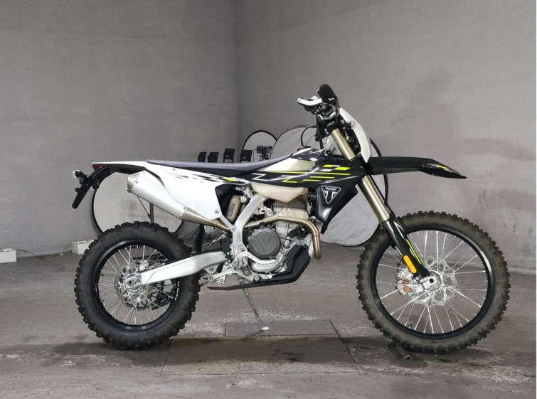 Мотоцикл Triumph TF250E с пробегом 44 km