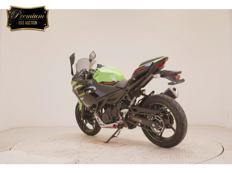 Мотоцикл Kawasaki NINJA400 з пробігом 1001 km