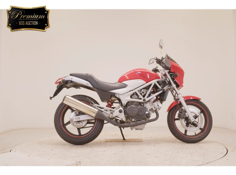Мотоцикл Honda VTR250 с пробегом 5085 km