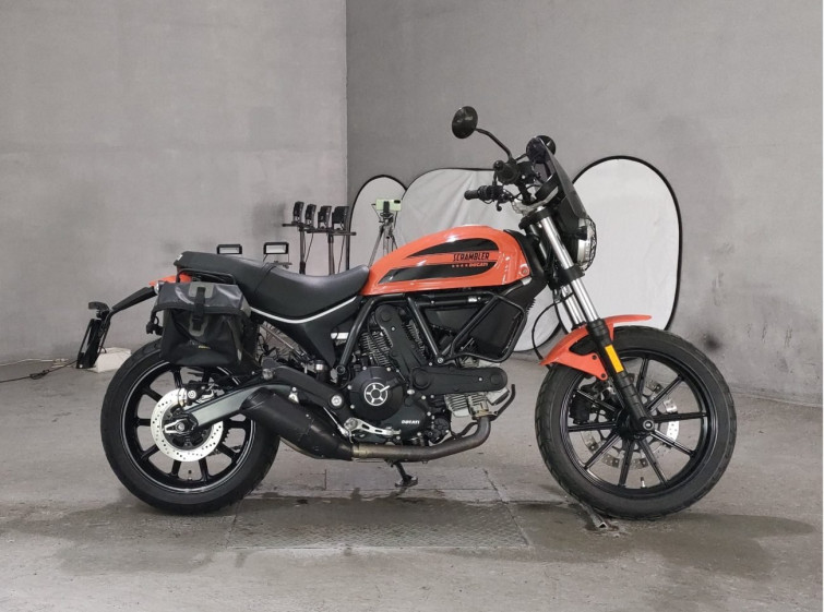 Мотоцикл Ducati SCRAMBLER SIXTY2 с пробегом 2696 km