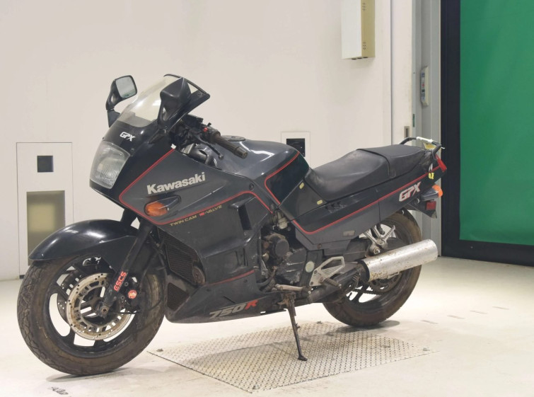 Мотоцикл Kawasaki GPX750R с пробегом 14623 km