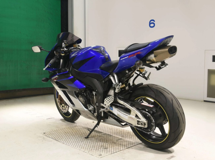 Мотоцикл Honda CBR1000RR с пробегом 25522 km
