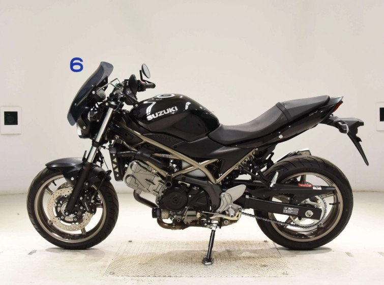 Мотоцикл Suzuki SV650 с пробегом 9776 km