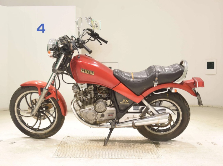 Мотоцикл Yamaha XS250 с пробегом 10513 km