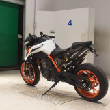 Мотоцикл KTM 890 DUKE R с пробегом 5946 km