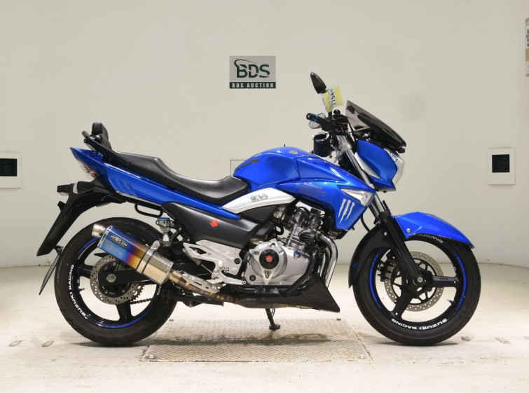 Мотоцикл Suzuki GSR250 з пробігом 8284 km