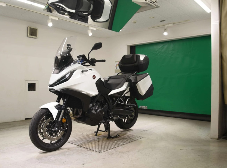 Мотоцикл Honda NT1100 с пробегом 843 km