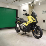 Мотоцикл Honda X-ADV750-2 з пробігом 1151 km