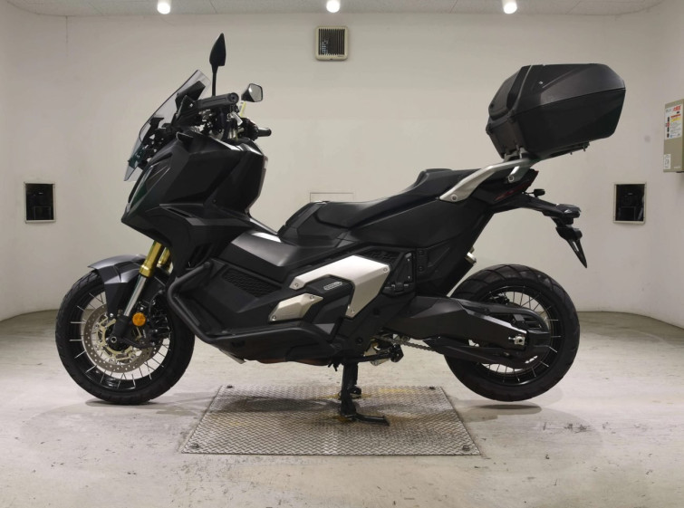 Мотоцикл Honda X-ADV750-2 с пробегом 3719 km