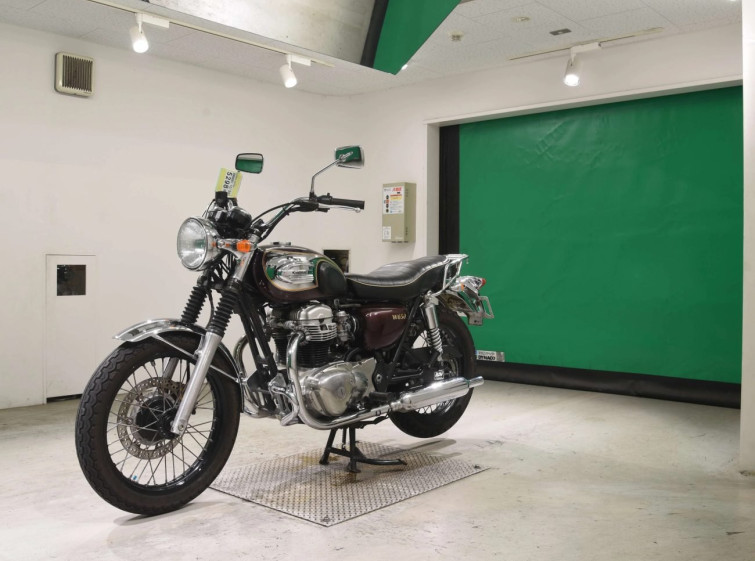 Мотоцикл Kawasaki W650 з пробігом 35422 km