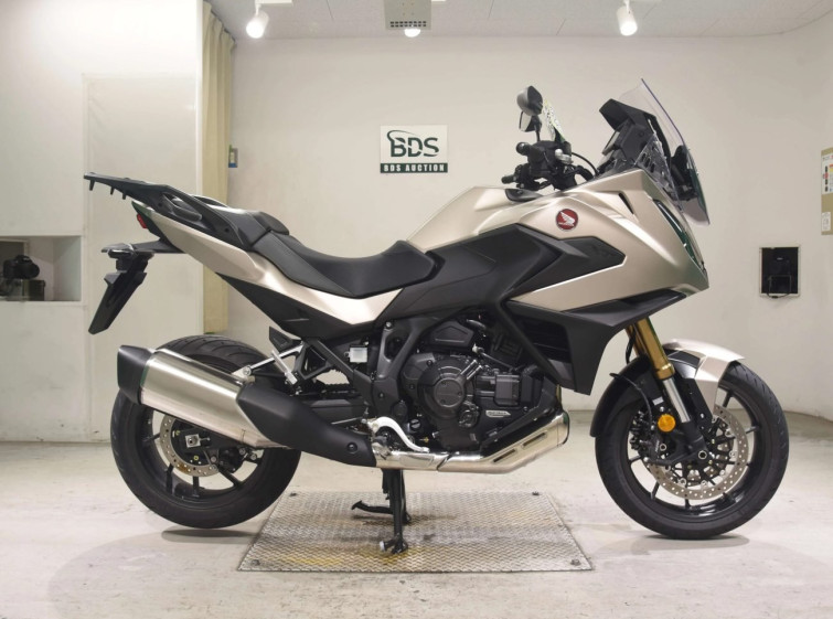 Мотоцикл Honda NT1100 з пробігом 36 km